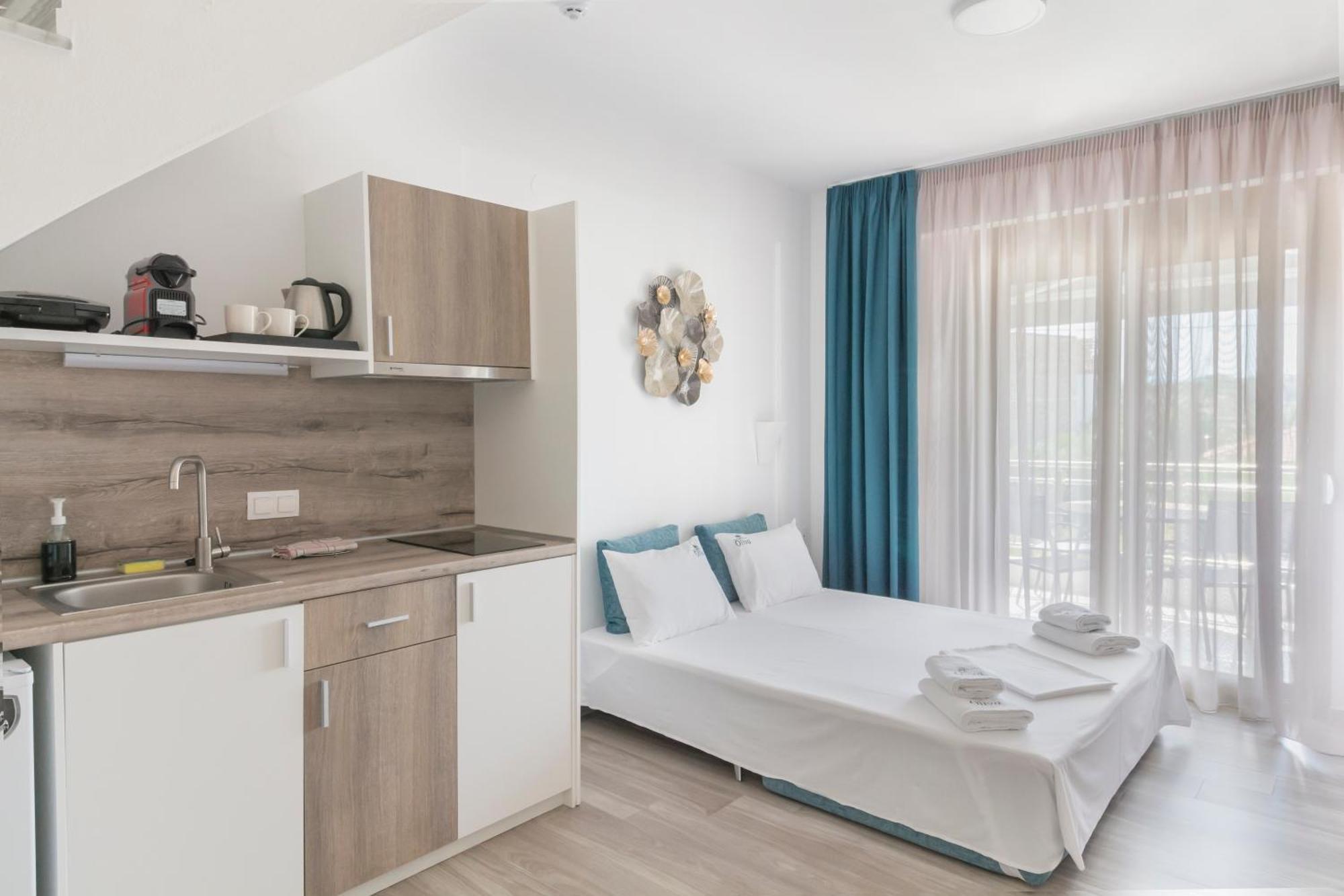 ניקיטי Oliva Suites מראה חיצוני תמונה